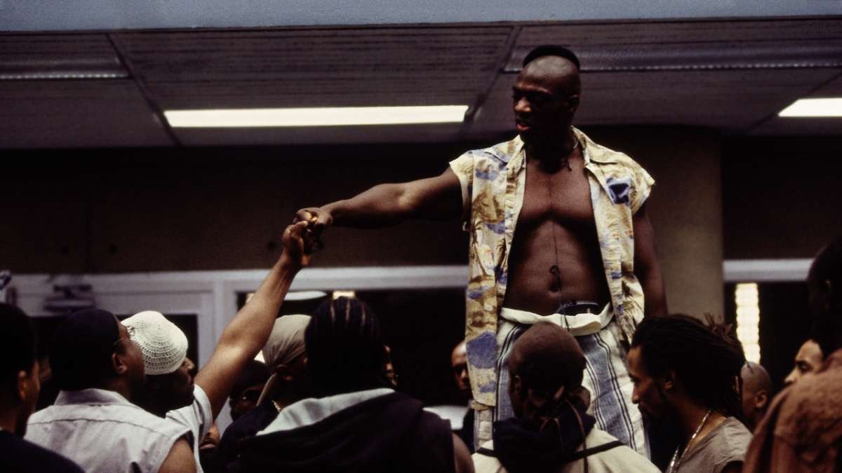 Oz, la tortura y la corrupción de la cárcel