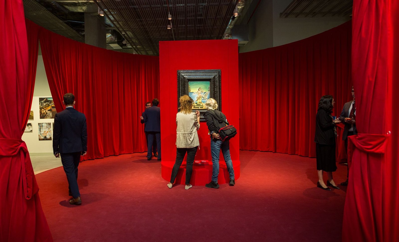 Dalí atómico en CaixaForum Sevilla